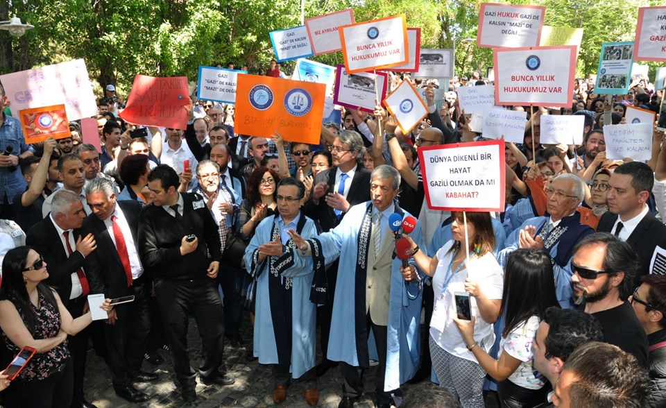 Gazi Üniversitesi'nde bölünme protestosu