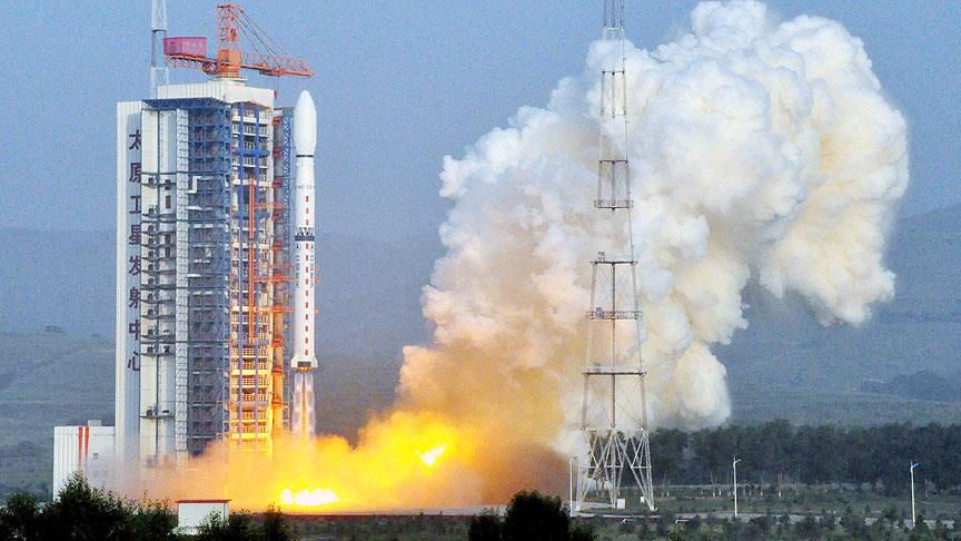 Çin uzaya bilimsel araştırma uydusu fırlattı