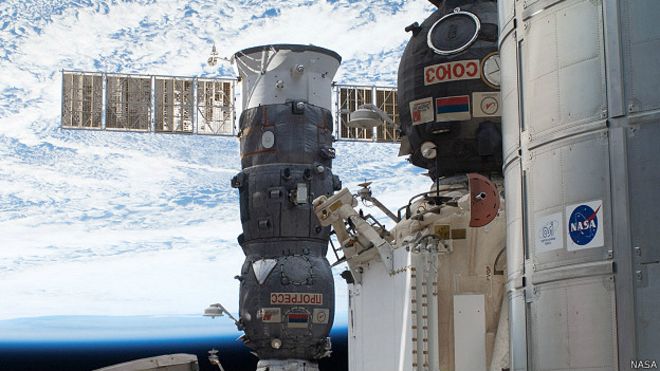 Kontrolden Çıkan Rus Uzay Aracı Dünyaya Düşecek