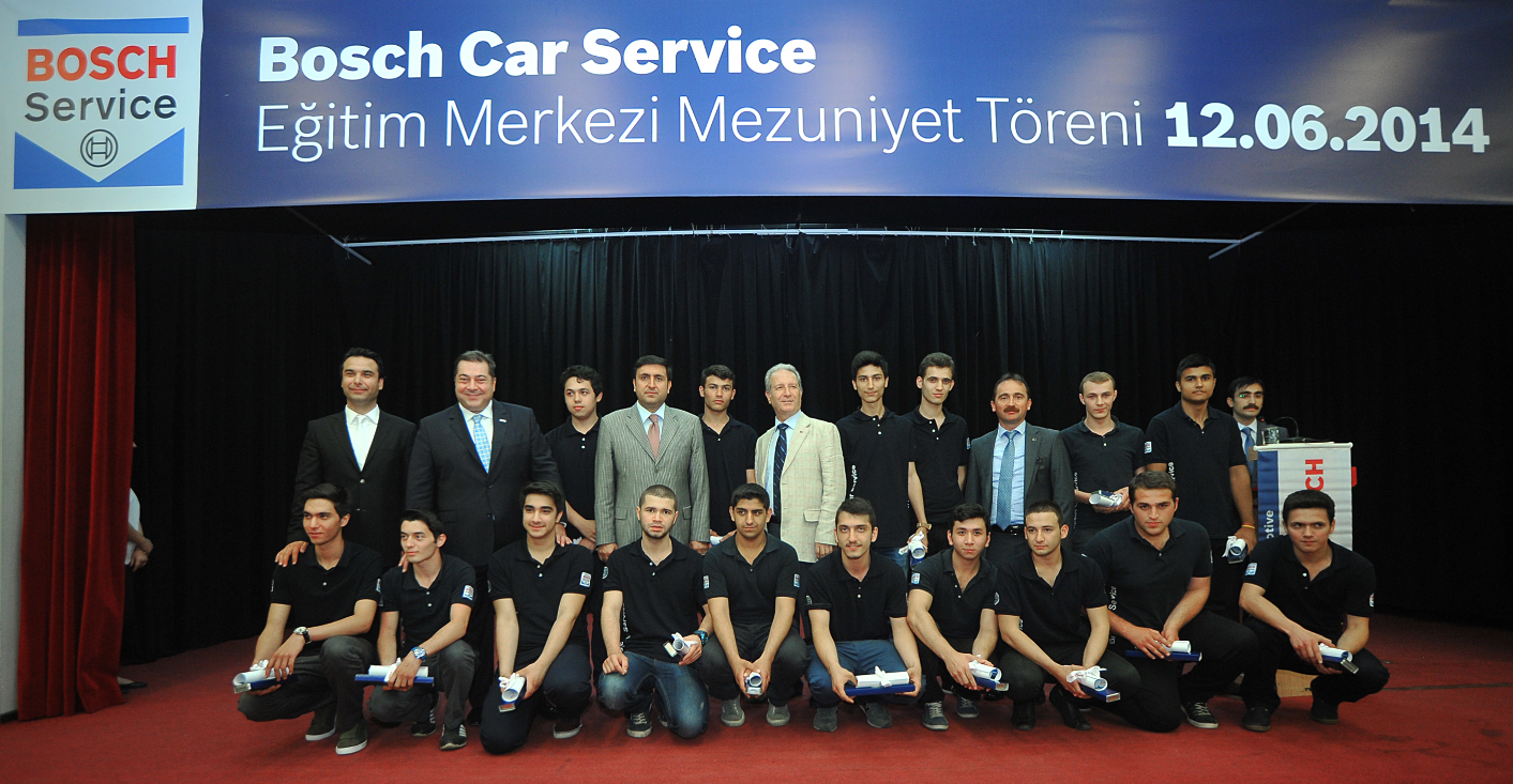 Bosch Car Service Eğitim Laboratuvarı ilk mezunlarını verdi