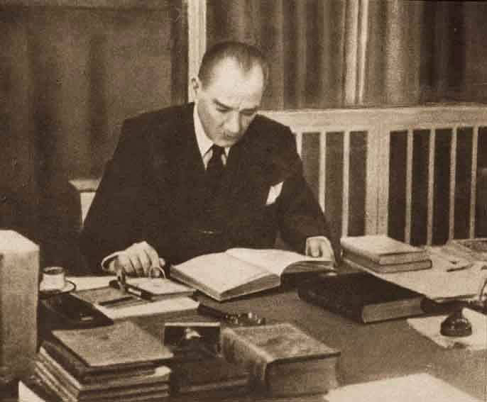 Mustafa Kemal'i Anlatan En İyi Kitaplar