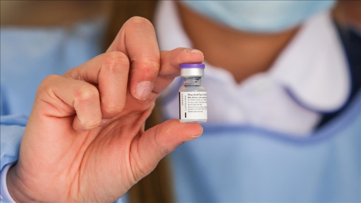 Pfizer: Kovid-19’a karşı geliştirdiğimiz aşı gençlerde de koruma sağlıyor