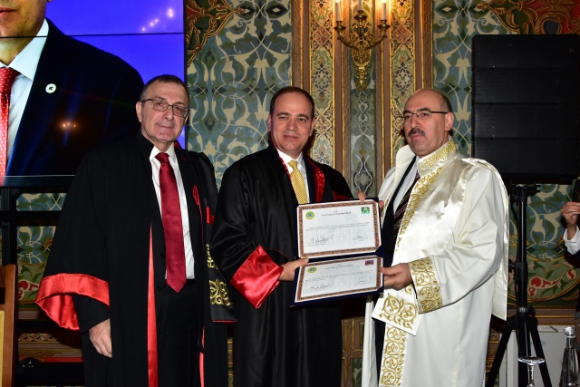 İstanbul Üniversitesi'nden Arnavutluk Cumhurbaşkanı Bujar Nishani’ye fahri doktora