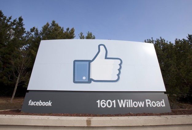 Facebook'a "Beğenmedim" Butonu Gelebilir