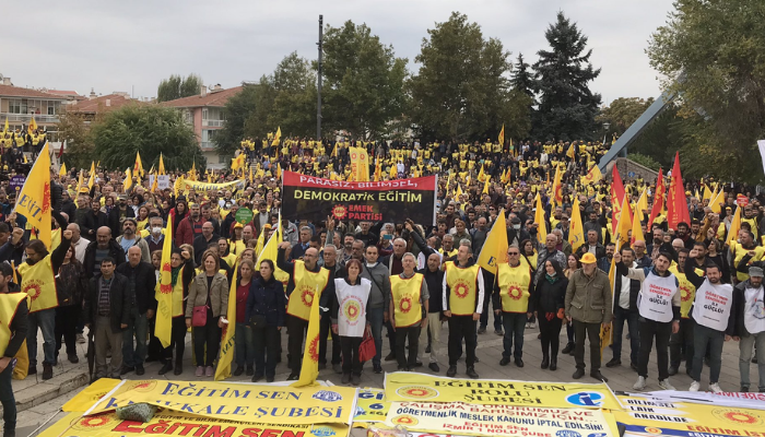 Öğretmenlerden Ankara’da miting: "Meslek Kanunu iptal edilsin"