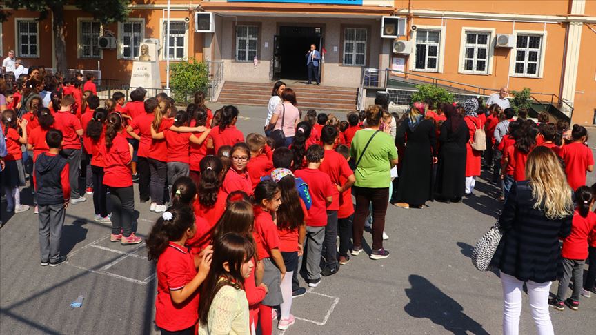 İstanbul'da 9 ilçede 14 okul tatil!