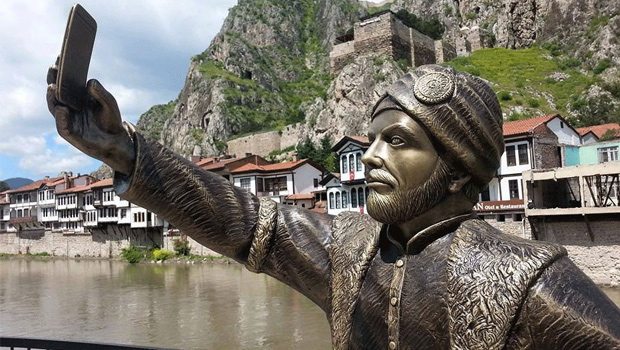 Amasya'da Selfie Çeken Şehzade Şaşırttı