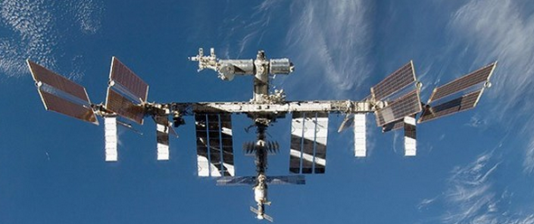 ISS'ye gidecek kozmonotlar çalışmalara başladı