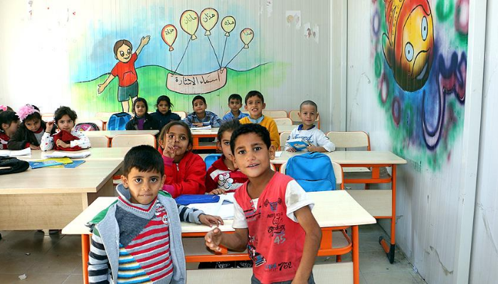 AB'den Türkiye'deki sığınmacıların eğitimi için fon desteği