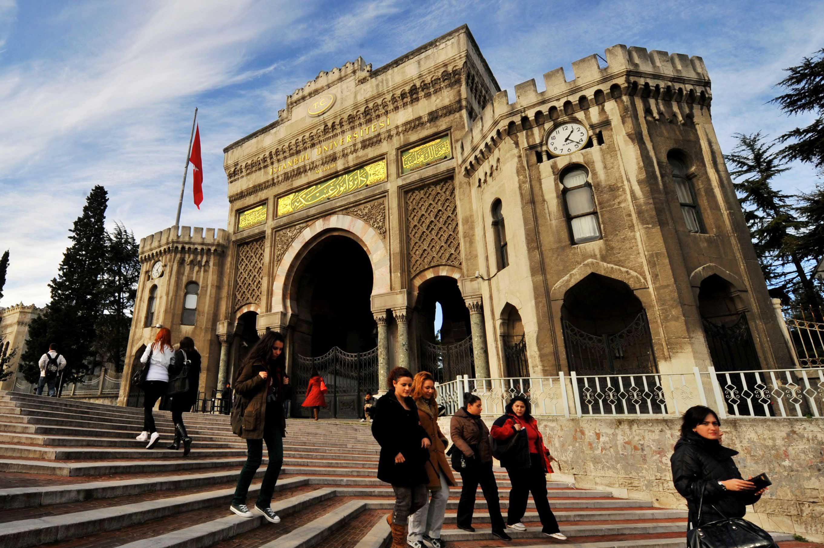  İstanbul Üniversitesi 563 yılı devirdi!