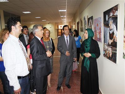 Fırat Üniversitesi'nde Yıl Sonu Öğrenci Sergisi Açıldı