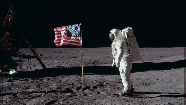 NASA, Apollo programında 8000 fotoğraf paylaştı!