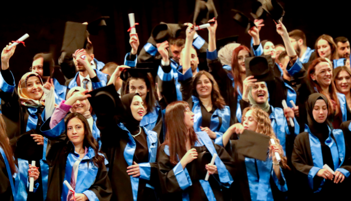 Atatürk Üniversitesi'nden 52 bin öğrenci mezun oldu