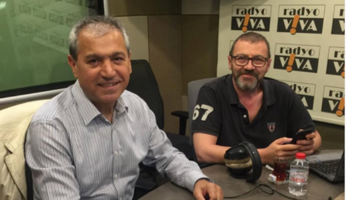 Abbas Güçlü Radyo Viva'da eğitimi masaya yatırıyor