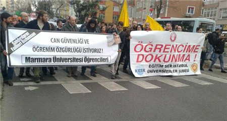 Marmara Üniversitesi’nde Saldırılar Protesto Edildi
