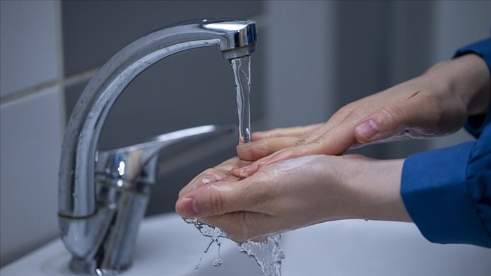 İnsanlar el yıkama sırasında 2-3 litre su harcıyor