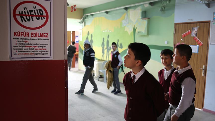 Edirne'de bir okulda 'küfürsüz hava sahası'