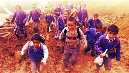 ultrAslan'dan Köy Okullarına Destek
