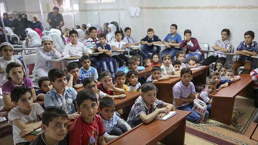 21 bin Suriyeli çocuk 'uyum' eğitimi aldı