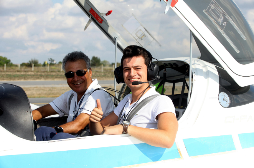 Özyeğin'de Pilot adaylarına oryantasyon uçuşu
