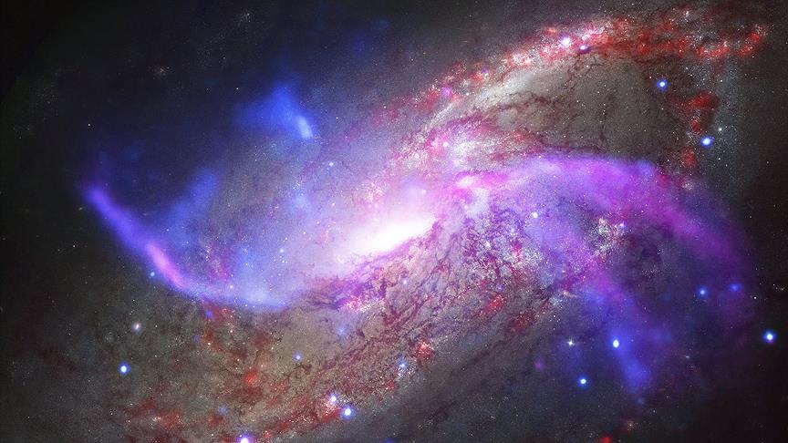 Güneş'ten 100 bin kat büyük kara delik keşfedildi