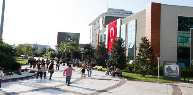 Yaşar Üniversitesi Senatosu terörü lanetledi