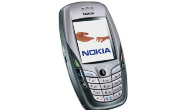 Nokia Akıllı Telefon Pazarına Geri Dönüyor !