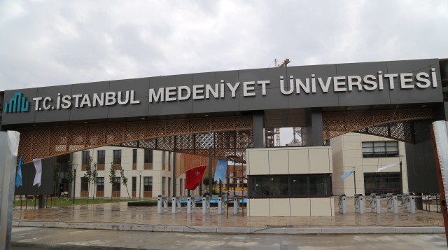Tıp fakültesi öğrencileri İstanbul Medeniyet Üniversitesi'nde buluşuyor