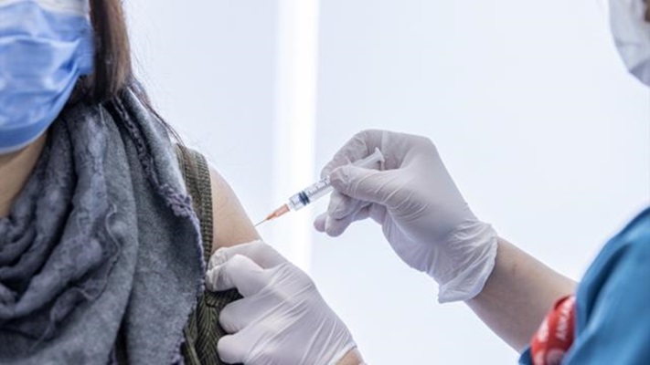 Sinovac ve Biontech aşısının karşılaştırmalı araştırma sonuçları açıklandı