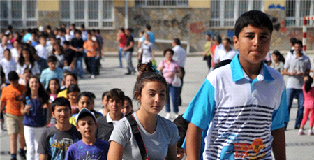 'Türkiye Ortaöğretimi İhmal Etmenin Bedelini Ödüyor'