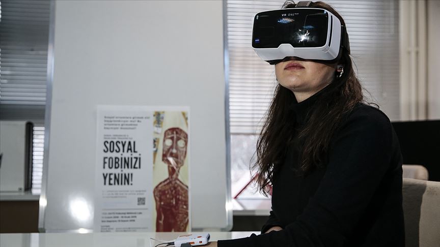 Türk bilim insanlarından 'sanal gerçeklikle terapi' yazılımı
