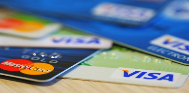 Kredi kartları sanal refah yaratıyor