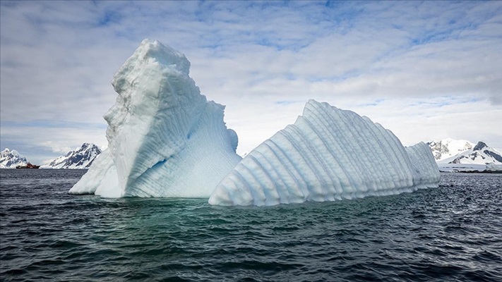 Antarktika buz sahanlığının üçte biri çökme riski altında
