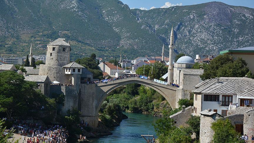 Bosna Hersek'te açık ortaokul ve lise fırsatı