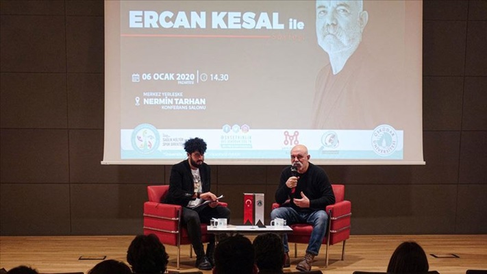 Oyuncu ve yazar Ercan Kesal öğrencilerle bir araya geldi