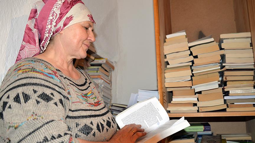 "Köyünden çıkmadan dünyayı okuyan kadın" 