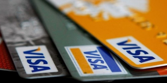 Kredi kartları sanal refah getiriyor