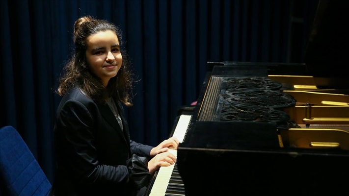 Genç yetenek Ege, Uluslararası Müzik Festivali'nde Türkiye'yi temsil ediyor