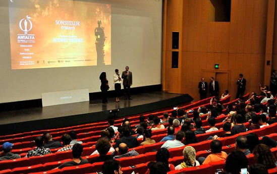 Antalya Film Festivali'nde 'Sonsuzluk'un gösterimi yapıldı