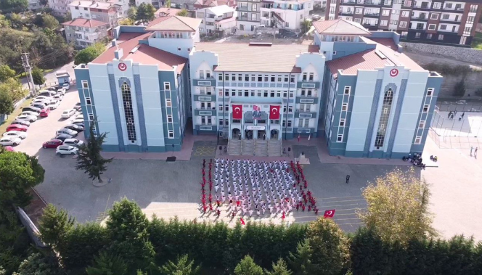 Sakarya'da 333 kişilik öğrenci korosu Cumhuriyet Bayramı'nı kutladı