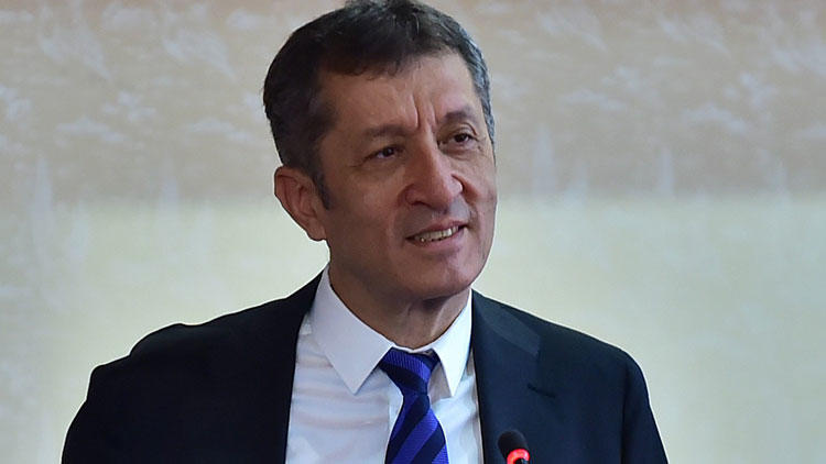 Millî Eğitim Bakanı Selçuk bugün Ankara'da
