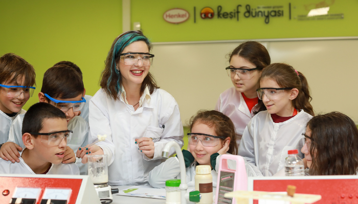 Çocuklara bilimi sevdiren proje